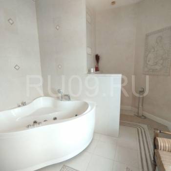 Продается Многокомнатная квартира, 205 м²