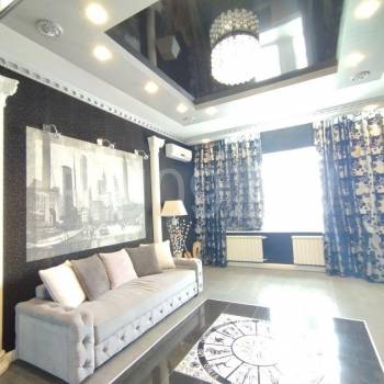 Продается Многокомнатная квартира, 205 м²