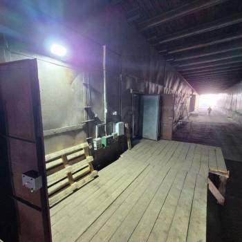 Сдается Нежилое помещение, 240 м²