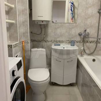 Сдается 1-комнатная квартира, 37 м²