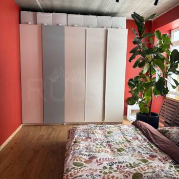 Продается 3-х комнатная квартира, 200 м²