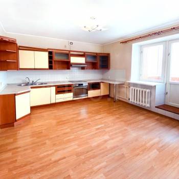 Продается 3-х комнатная квартира, 113 м²