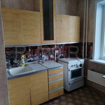 Продается 1-комнатная квартира, 35 м²