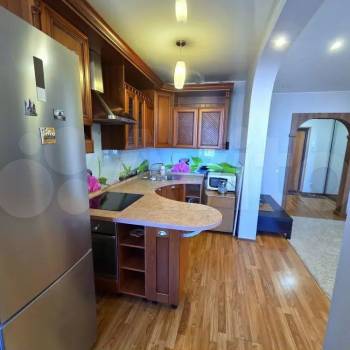 Сдается 1-комнатная квартира, 42 м²