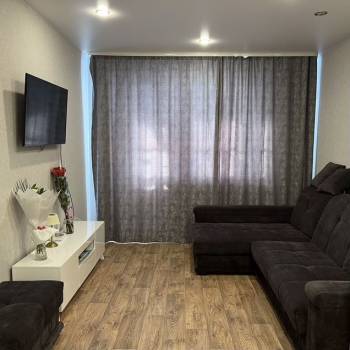 Продается 1-комнатная квартира, 36,8 м²