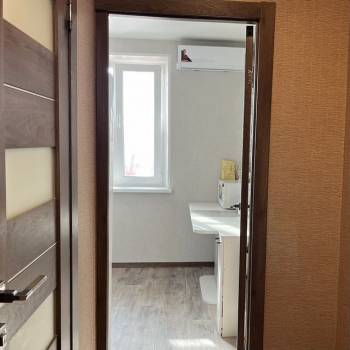 Продается 1-комнатная квартира, 36,8 м²