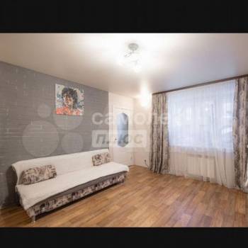 Продается 1-комнатная квартира, 35 м²