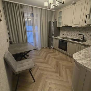 Продается 1-комнатная квартира, 37,2 м²