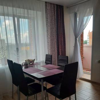Продается 3-х комнатная квартира, 100 м²