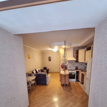 Продается 2-х комнатная квартира, 56 м²