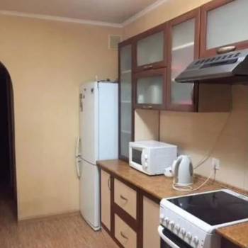 Сдается 1-комнатная квартира, 55 м²