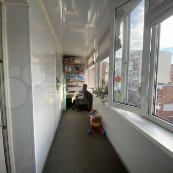 Продается 1-комнатная квартира, 52,4 м²