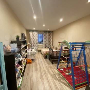 Продается 1-комнатная квартира, 52,4 м²
