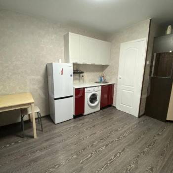 Продается 1-комнатная квартира, 18 м²
