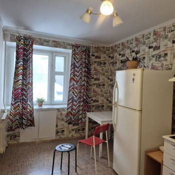 Сдается 1-комнатная квартира, 38 м²