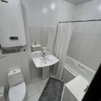 Продается 1-комнатная квартира, 42,8 м²