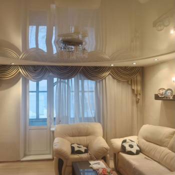 Продается Многокомнатная квартира, 77 м²