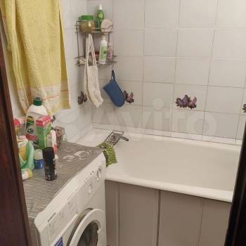 Продается Многокомнатная квартира, 77 м²