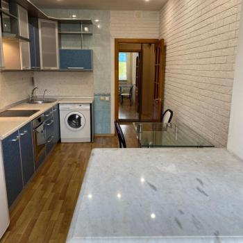 Сдается 1-комнатная квартира, 45 м²