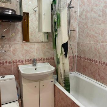 Сдается 1-комнатная квартира, 45 м²