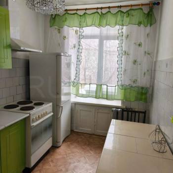 Сдается Многокомнатная квартира, 64 м²