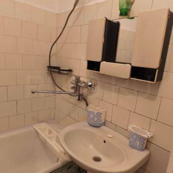 Сдается Многокомнатная квартира, 64 м²