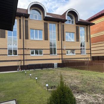 Продается Дом, 205 м²