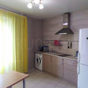 Сдается 1-комнатная квартира, 41 м²