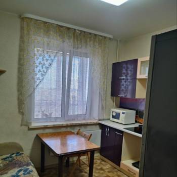 Сдается 1-комнатная квартира, 39 м²