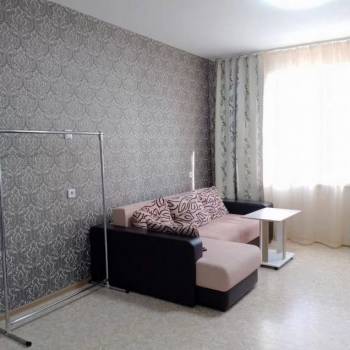 Продается 1-комнатная квартира, 35 м²