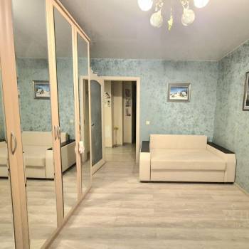 Продается 2-х комнатная квартира, 42 м²