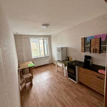 Сдается 1-комнатная квартира, 51 м²
