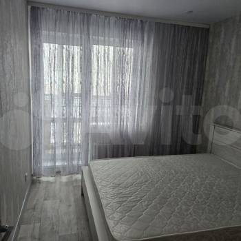 Сдается 1-комнатная квартира, 37 м²