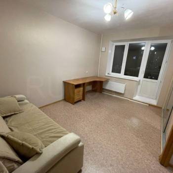 Продается 1-комнатная квартира, 32 м²