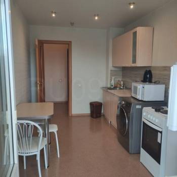 Сдается 1-комнатная квартира, 41 м²