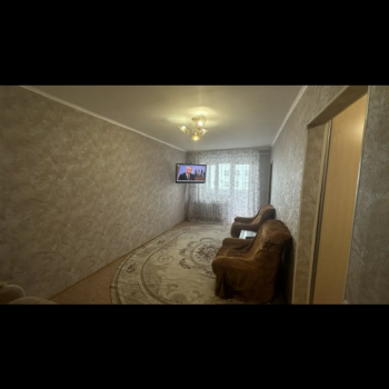 Сдается 1-комнатная квартира, 42 м²