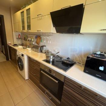 Продается 3-х комнатная квартира, 62 м²