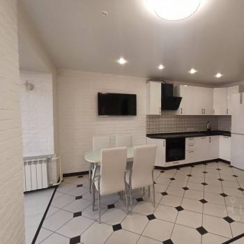 Сдается 1-комнатная квартира, 47 м²