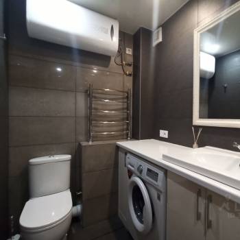 Сдается 1-комнатная квартира, 47 м²