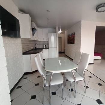 Сдается 1-комнатная квартира, 47 м²