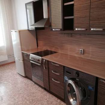 Сдается 1-комнатная квартира, 41 м²
