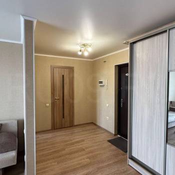 Продается 1-комнатная квартира, 40 м²