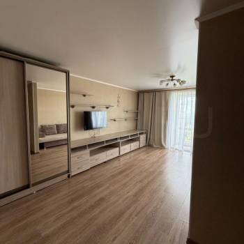 Продается 1-комнатная квартира, 40 м²