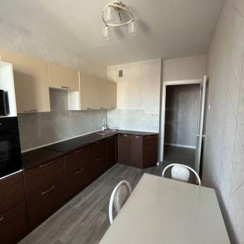 Продается 2-х комнатная квартира, 56 м²