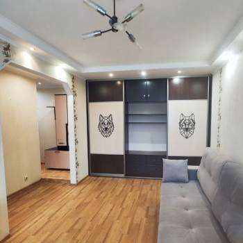 Продается 1-комнатная квартира, 30,4 м²