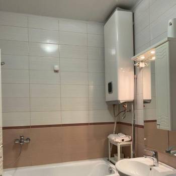 Сдается 2-х комнатная квартира, 60 м²