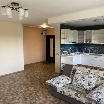 Продается 2-х комнатная квартира, 64 м²