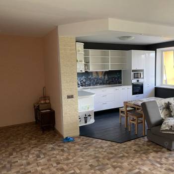 Продается 2-х комнатная квартира, 64 м²