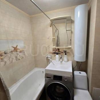 Продается 1-комнатная квартира, 39 м²