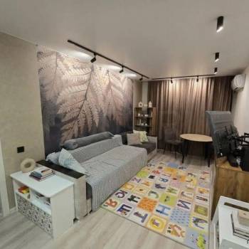 Продается 1-комнатная квартира, 39 м²
